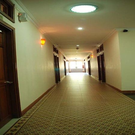 Ha Long Hotel チャウドック エクステリア 写真